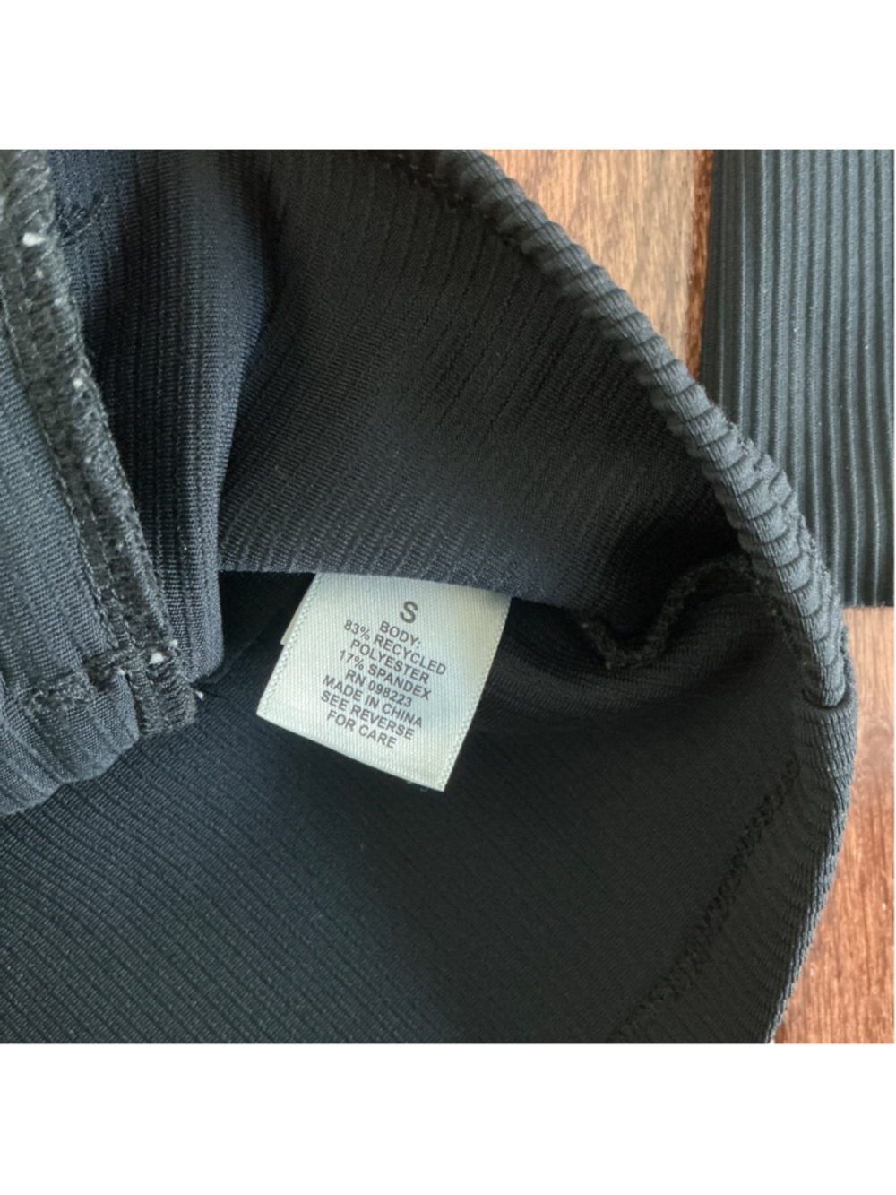 Women's FREELY Black Ribbed Full-Zip Jacket S - Picture 3 of 6